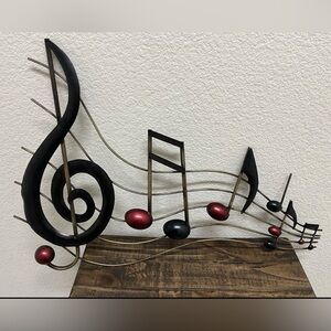Olivia & May Metal Music Notes Wall Decor